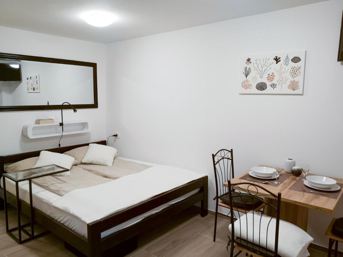 Korala Apartments Piran Luaran gambar