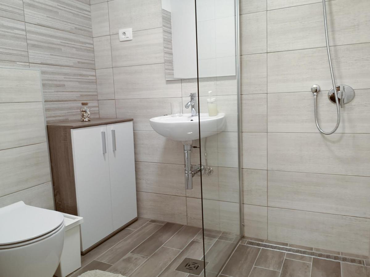 Korala Apartments Piran Luaran gambar
